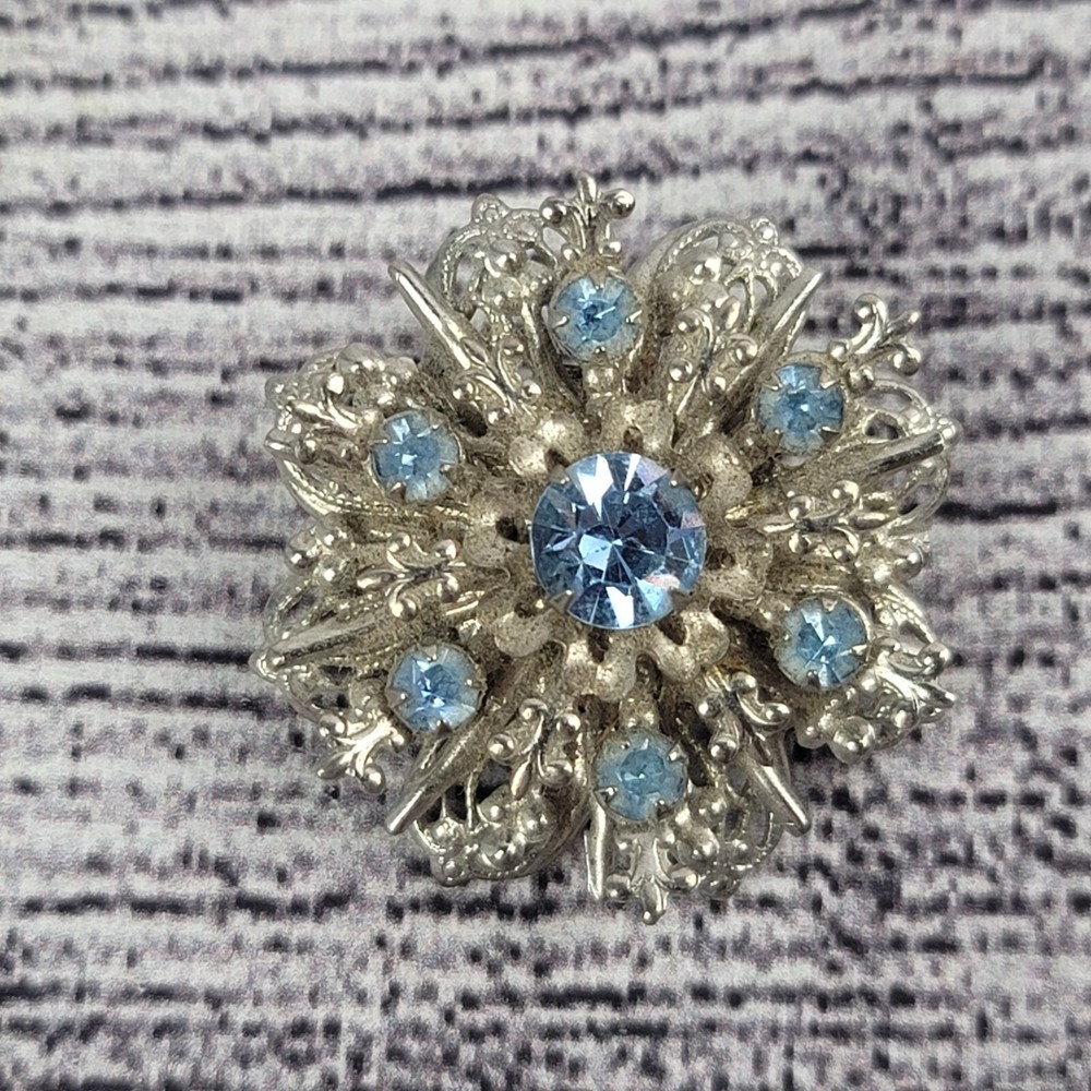 Brooch Pin Vintage Costume Jewelry Blue Gemstone Glass Rhinestone
